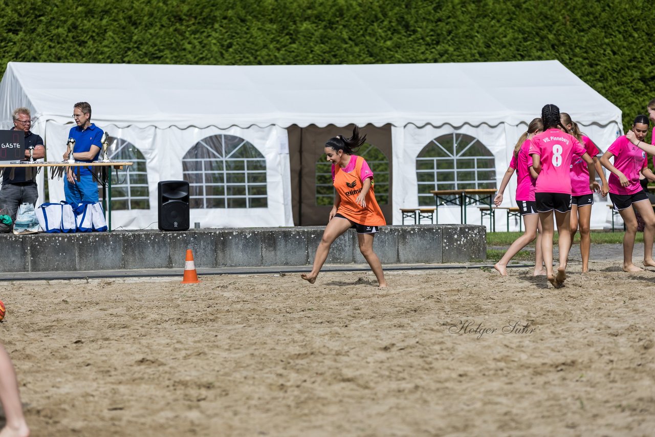 Bild 60 - wBJ/wCJ Beachsoccer Cup